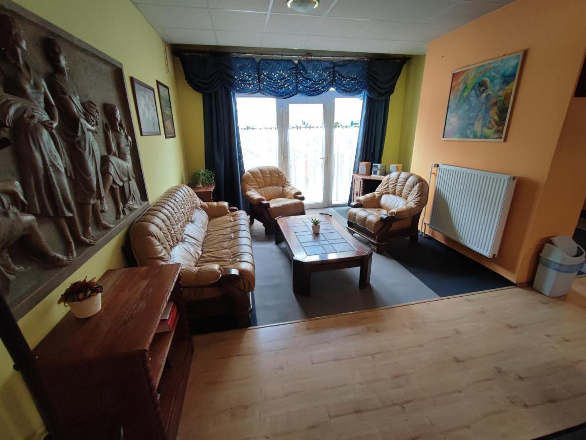 Hotel Beke Sziget 콤로 외부 사진