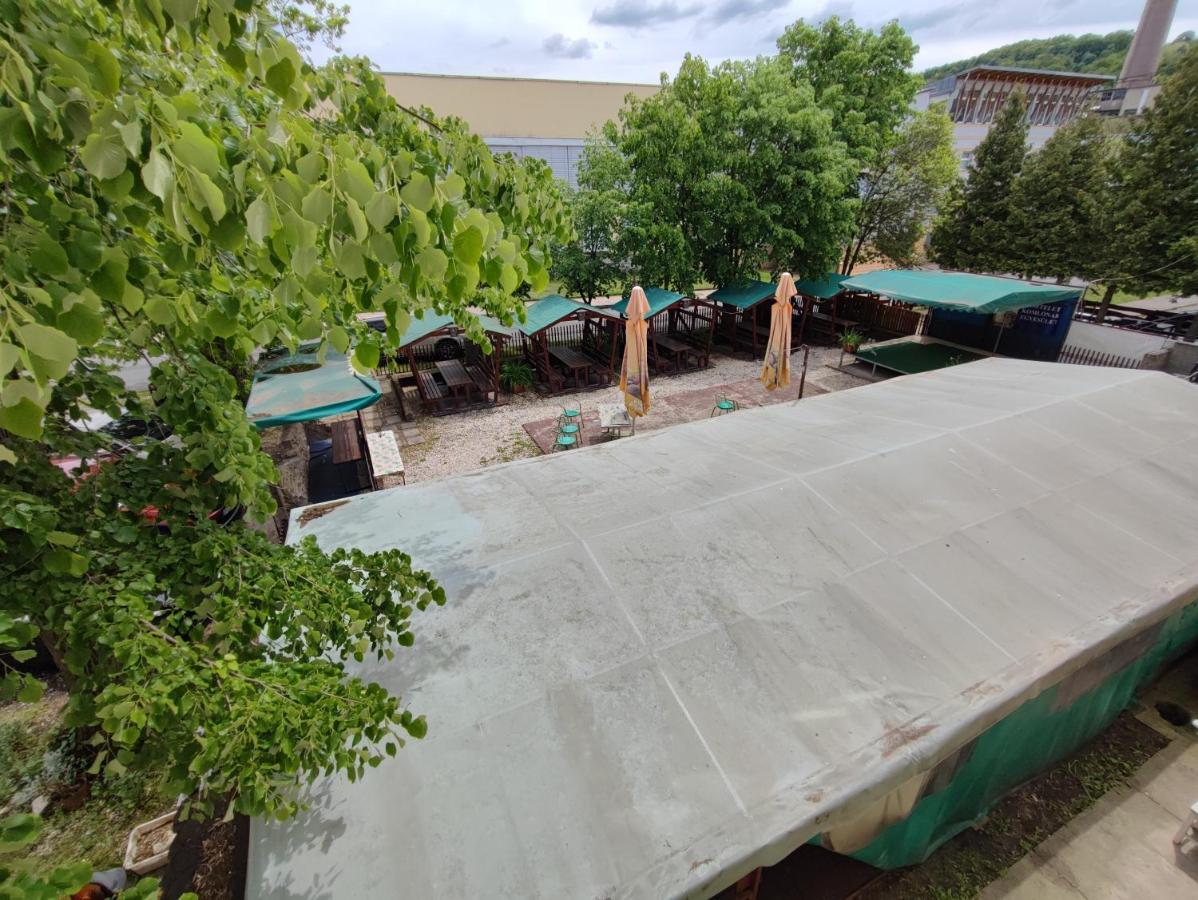 Hotel Beke Sziget 콤로 외부 사진