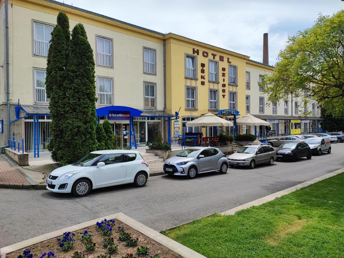 Hotel Beke Sziget 콤로 외부 사진