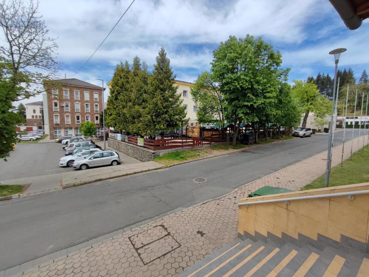 Hotel Beke Sziget 콤로 외부 사진